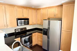 2608 SW Hume Ct, Portland, OR 97219 - Photo 9