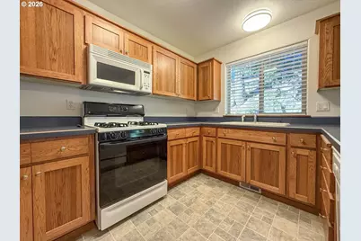 36909 Eldridge Dr, Sandy, OR 97055 - Photo 19