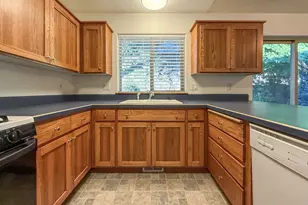 36909 Eldridge Dr, Sandy, OR 97055 - Photo 17