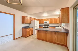 36909 Eldridge Dr, Sandy, OR 97055 - Photo 13