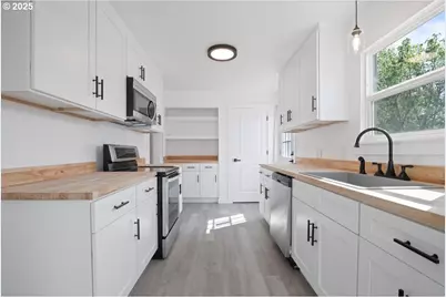 1567 Park Ave, Salem, OR 97301 - Photo 13