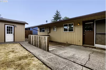 10905 NE 6th St, Vancouver, WA 98664 - Photo 15