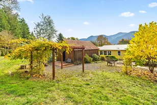 47849 W 2nd St, Oakridge, OR 97463 - Photo 35