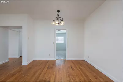 208 NW 7th St, Newport, OR 97365 - Photo 9