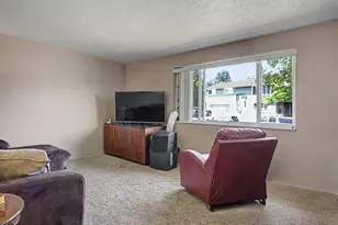 1454 SW 4th St, Gresham, OR 97080 - Photo 5