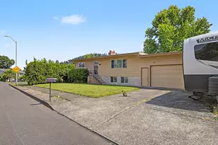 1454 SW 4th St, Gresham, OR 97080 - Photo 41