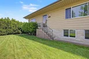 1454 SW 4th St, Gresham, OR 97080 - Photo 31