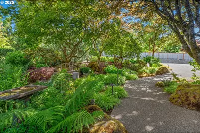 955 SW Summit View Dr, Portland, OR 97225 - Photo 3