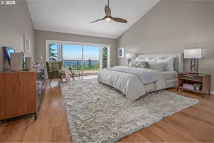 955 SW Summit View Dr, Portland, OR 97225 - Photo 17