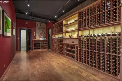 955 SW Summit View Dr, Portland, OR 97225 - Photo 25