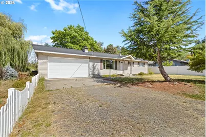 1627 Southgate Way, Grants Pass, OR 97527 - Photo 1