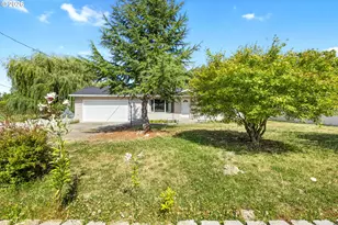 1627 Southgate Way, Grants Pass, OR 97527 - Photo 3