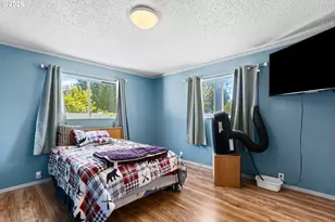 1627 Southgate Way, Grants Pass, OR 97527 - Photo 17