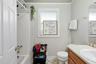 1514 E 14th St, The Dalles, OR 97058 - Photo 15