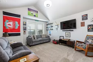 19107 Windmill Dr, Oregon City, OR 97045 - Photo 25