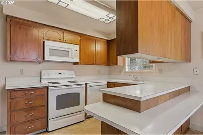 245 Columbus St, Albany, OR 97321 - Photo 9