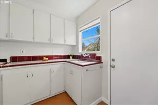 7704 SE Harold St SE, Portland, OR 97206 - Photo 17