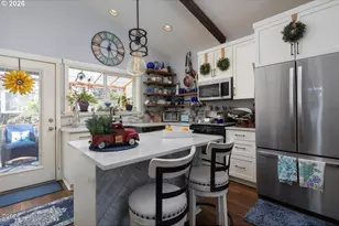 3087 SW Beach Ave, Lincoln City, OR 97367 - Photo 9