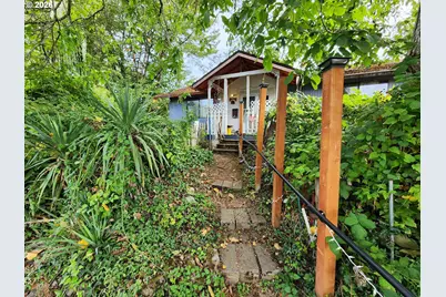 7210 NE 13th Ave, Portland, OR 97211 - Photo 1