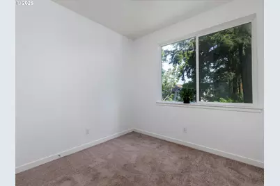 12661 SE Lydia Ct, Portland, OR 97236 - Photo 25