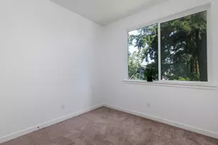 12661 SE Lydia Ct, Portland, OR 97236 - Photo 25