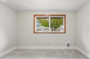 19340 SW Blaine St, Beaverton, OR 97003 - Photo 15