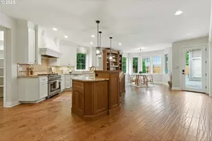 784 3rd St, Lake Oswego, OR 97034 - Photo 9