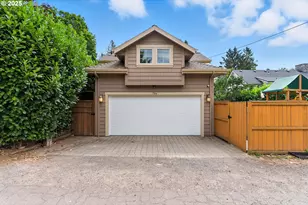 784 3rd St, Lake Oswego, OR 97034 - Photo 47