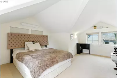 784 3rd St, Lake Oswego, OR 97034 - Photo 43