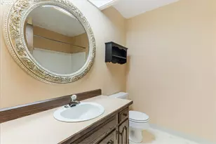 324 N Peacock Ct, Newberg, OR 97132 - Photo 29