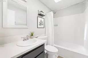 14117 SW Fanno Creek Pl, Portland, OR 97224 - Photo 21