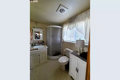110 Staats Ave, Maupin, OR 97037 - Photo 21