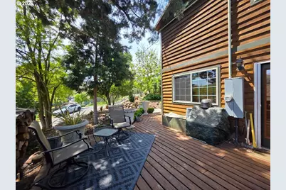 110 Staats Ave, Maupin, OR 97037 - Photo 35