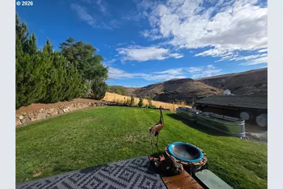 110 Staats Ave, Maupin, OR 97037 - Photo 29