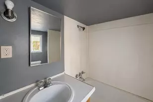 821 S Columbia St, Seaside, OR 97138 - Photo 25