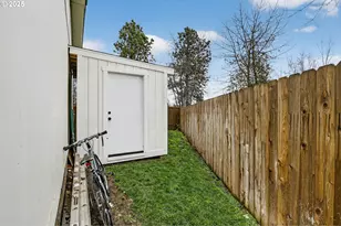 1614 Granite St, Woodburn, OR 97071 - Photo 33