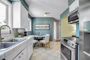 8913 N Seneca St, Portland, OR 97203 - Photo 13