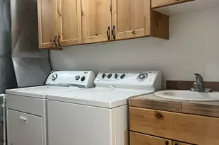 625 S Elizabeth St, Milton-Freewater, OR 97862 - Photo 13