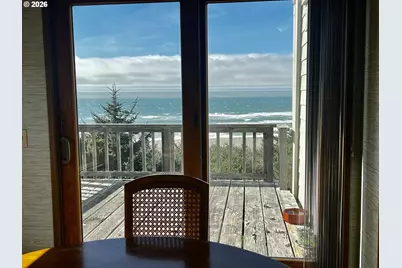 94444 Linda Ln, Gold Beach, OR 97444 - Photo 11