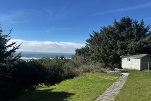 94444 Linda Ln, Gold Beach, OR 97444 - Photo 29