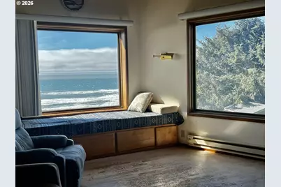 94444 Linda Ln, Gold Beach, OR 97444 - Photo 3