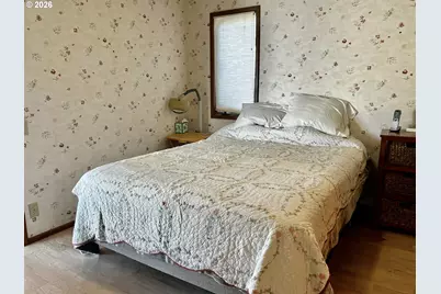 94444 Linda Ln, Gold Beach, OR 97444 - Photo 15