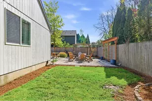 18988 SW Pike Ln, Beaverton, OR 97078 - Photo 31