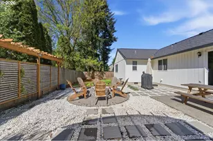 18988 SW Pike Ln, Beaverton, OR 97078 - Photo 33