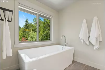 12252 SW 13th Ct, Portland, OR 97219 - Photo 27