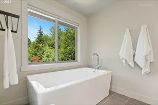 12252 SW 13th Ct, Portland, OR 97219 - Photo 27