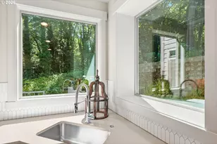 12252 SW 13th Ct, Portland, OR 97219 - Photo 19