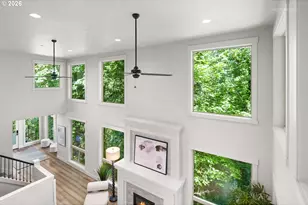 12252 SW 13th Ct, Portland, OR 97219 - Photo 9