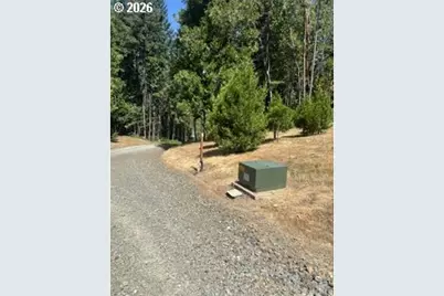 570 Tunnel Rd, Glendale, OR 97442 - Photo 21