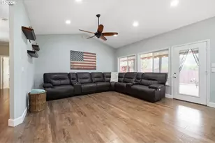 4527 NW Center Ct, Camas, WA 98607 - Photo 7